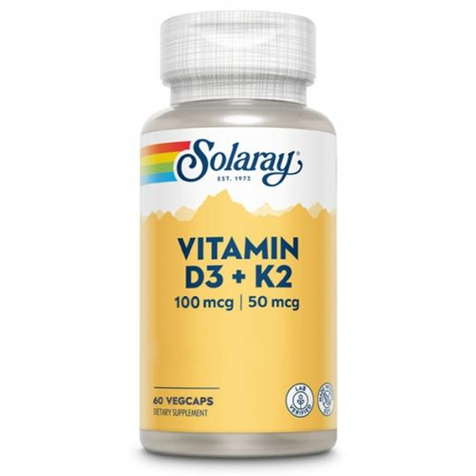 Envase de VITAMINA D3+K2 4000UI 50mcg SOLARAY 60 CAPS, suplemento vegetal para huesos fuertes, soporte inmunitario y mejor gestión del calcio.